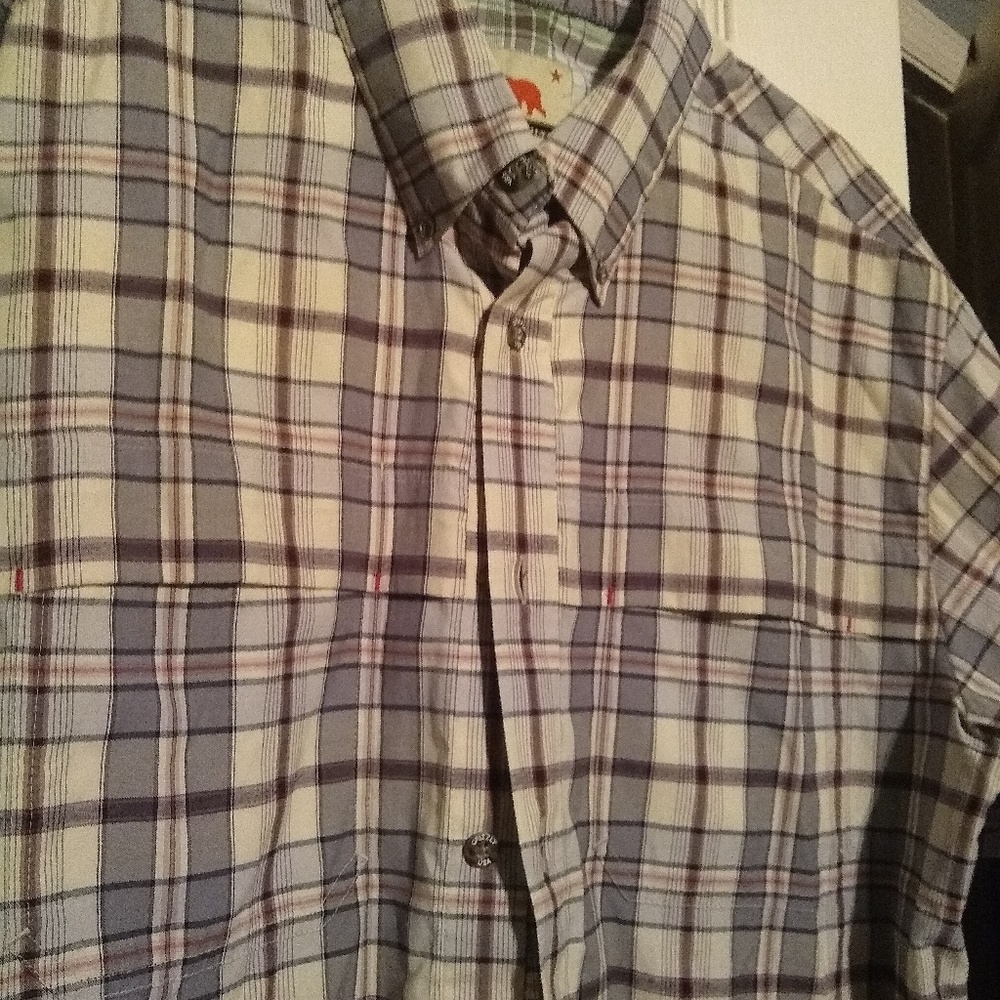 Dakota Grizzly Plaid shirt NWOT